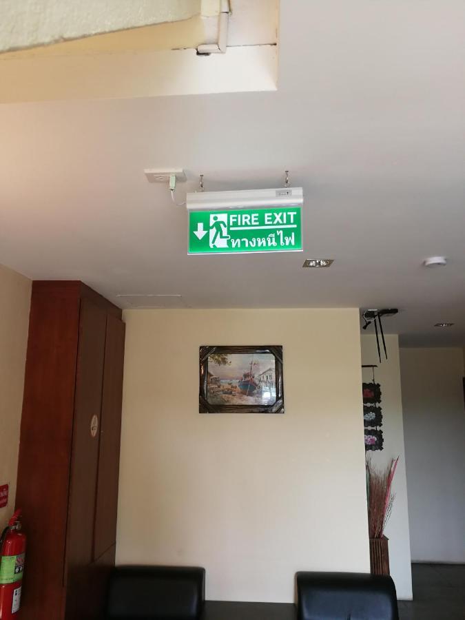 De Nawarat Chiangmai Boutique Apartment Chiang Mai Buitenkant foto